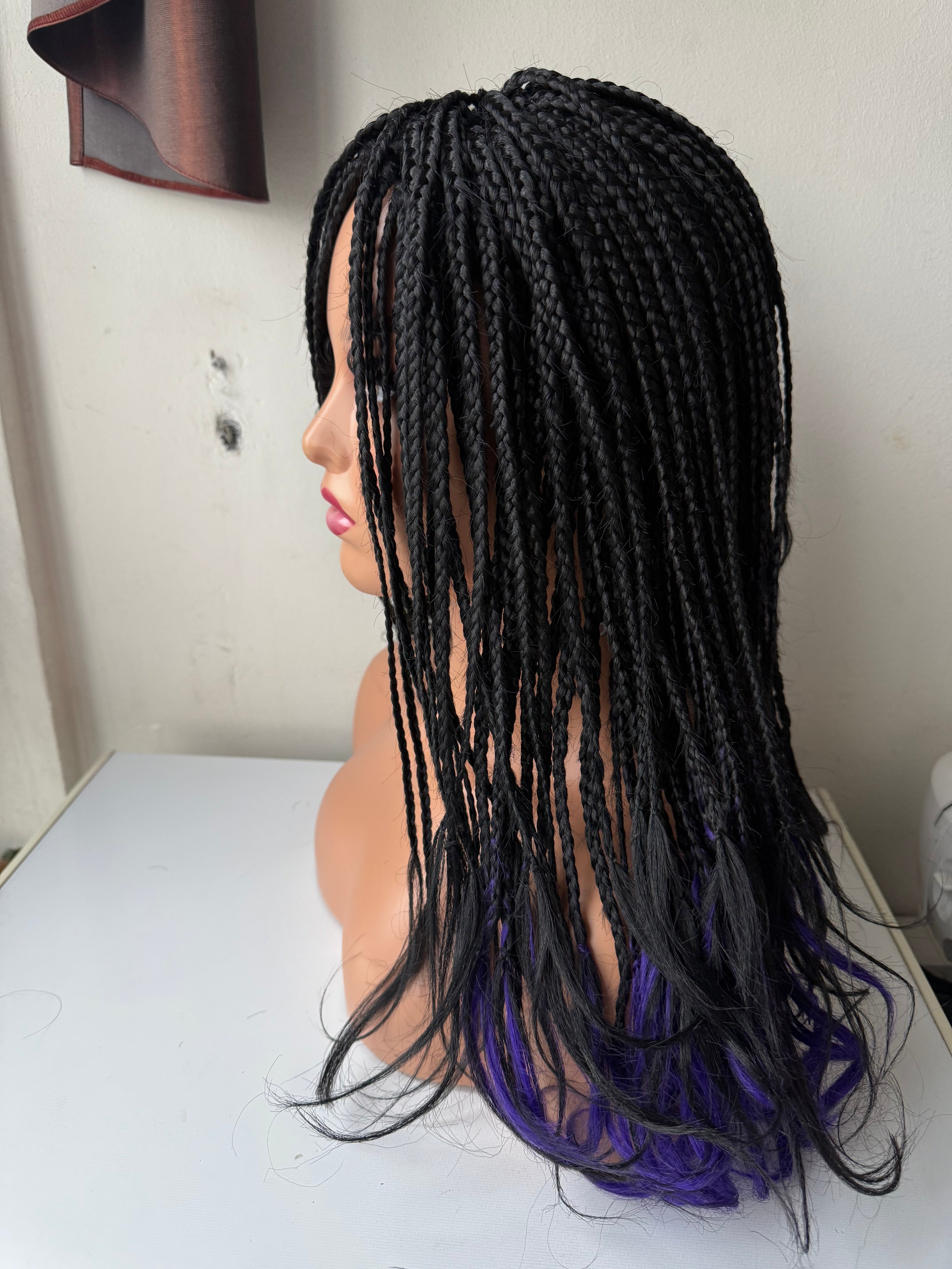 Perruque tressée pony pointes violettes -  NIELY
