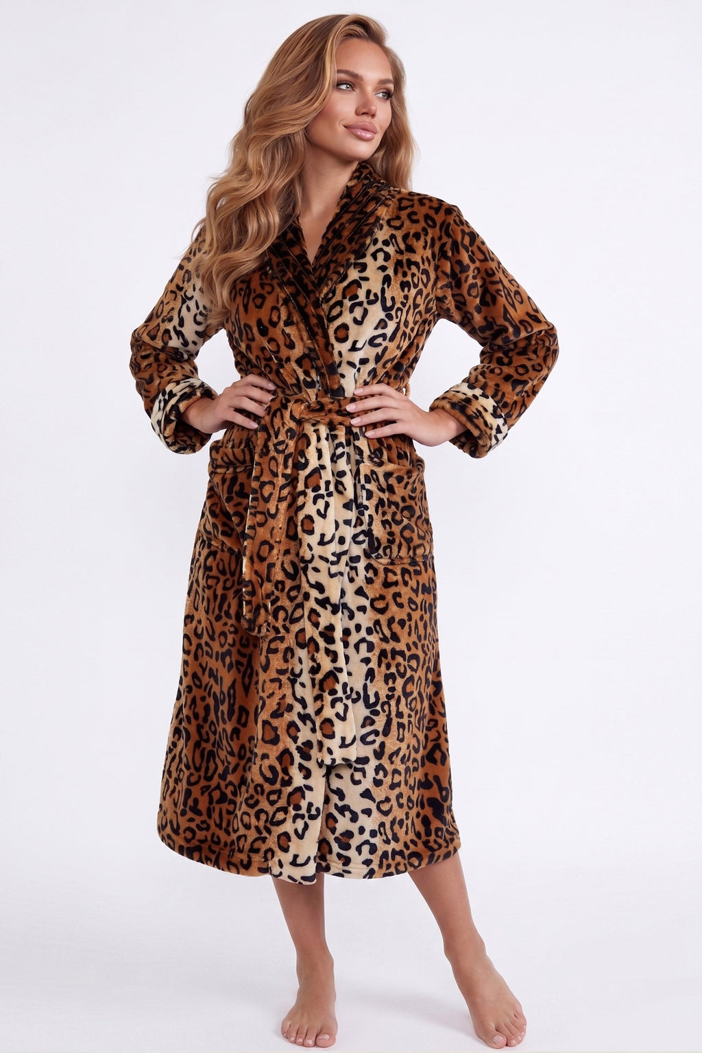 2071 Leopard Robe