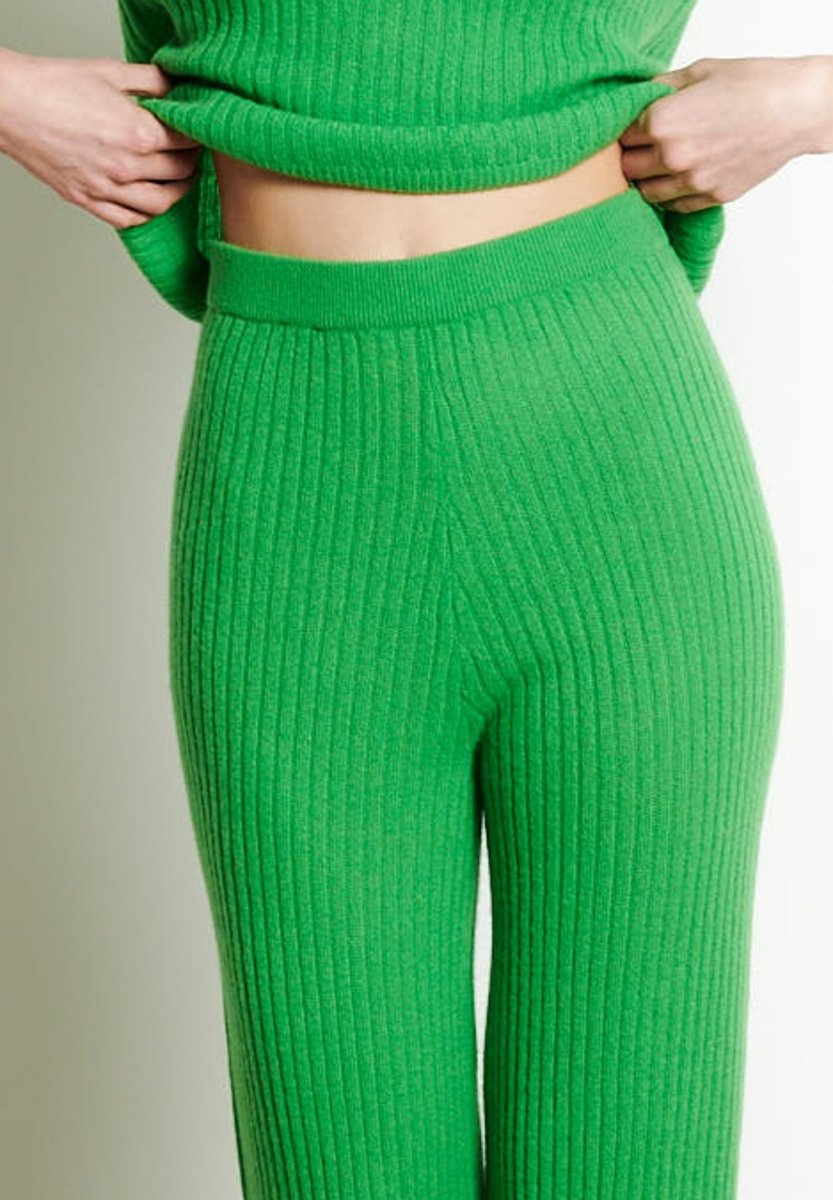 Pantalon femme en cachemire vert pomme - RIA 14